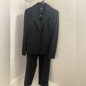 Ann Taylor Black 2 piece Suit.